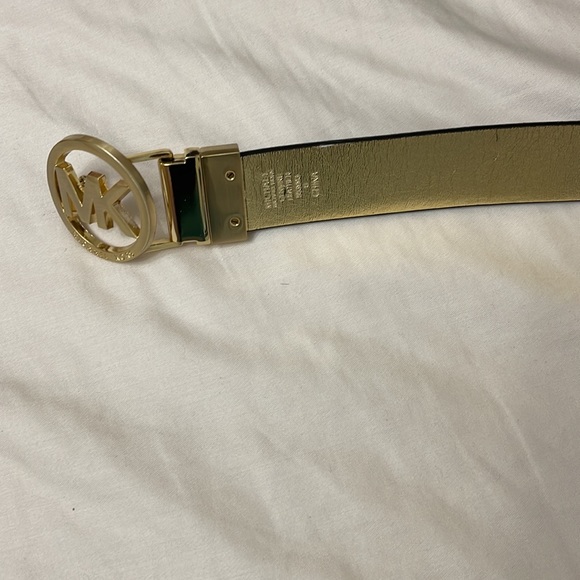 Michael kors interchangeable belt - Picture 4 of 4